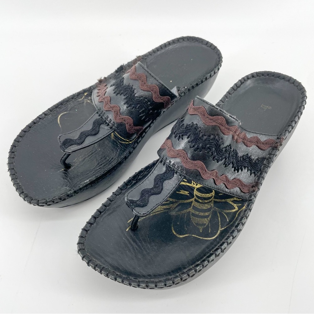 Clarks Women’s Indigo Flip Flop Sandal Wedge Black Leather Y2K 7.5M